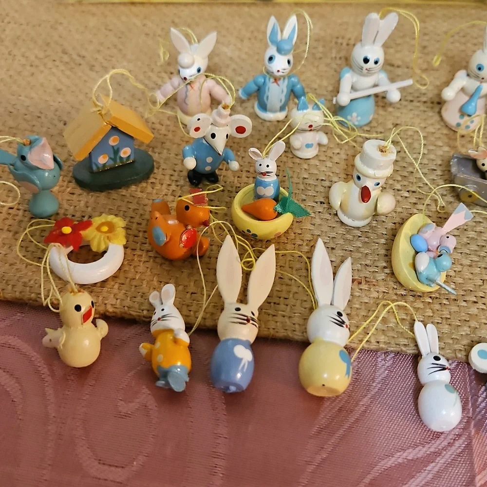 67 Vintage Hobby Lobby Mini  Easter Bunny & Egg Painted Wood Ornaments - Picture 2 of 10